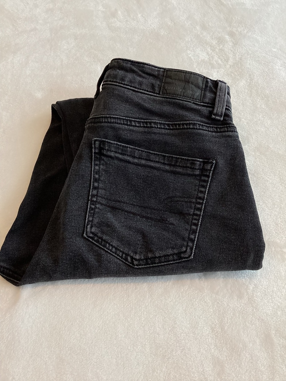 American Eagle High Rise Mom Jeans Size 0 Washed Black Denim